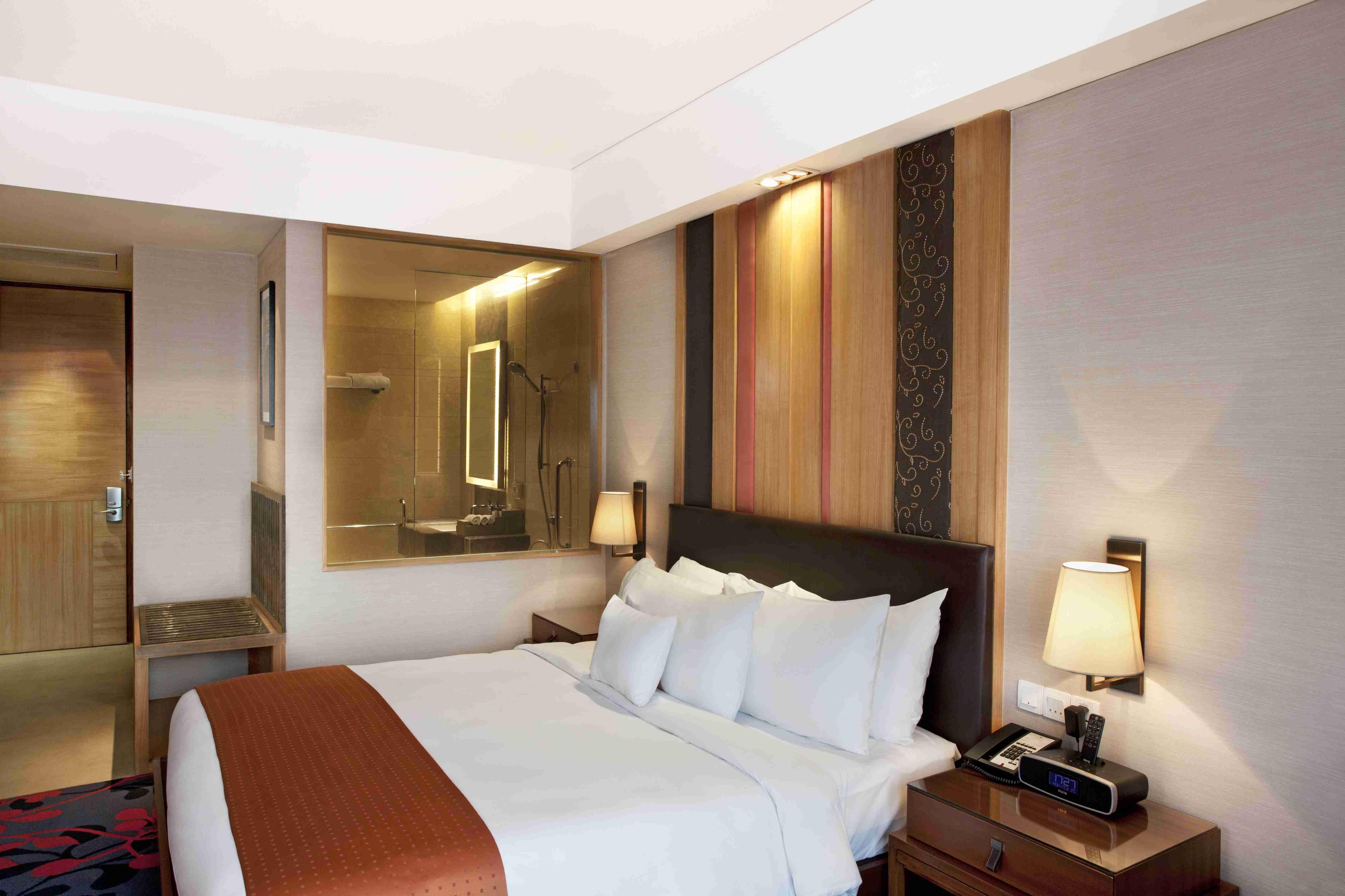 Holiday Inn New Delhi Mayur Vihar Noida, an IHG Hotel Bagian luar foto Deluxe Room